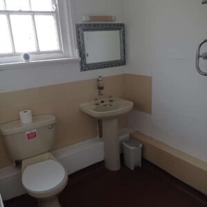 f89a8ba8665f73119c5f61a1b7deba06